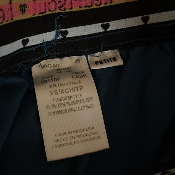 Heartsoul scrubs women’s Pitter-Pat shaped V-Neck top and pants - Picture 11 of 13